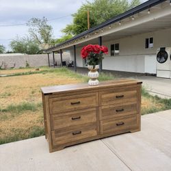 Small Modern Dresser 