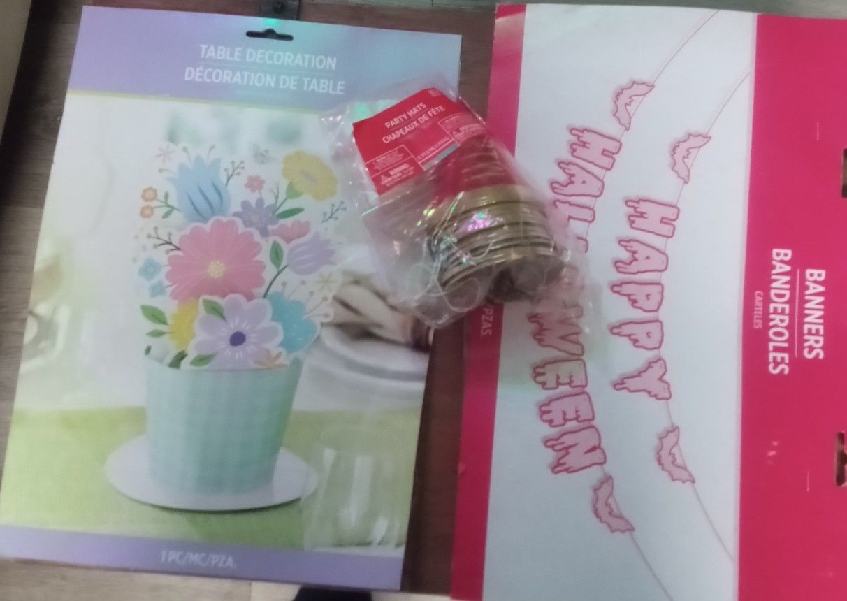 Assorted Decorations