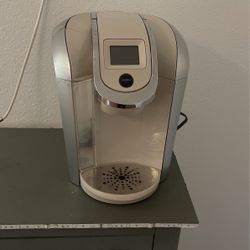 KEURIG 2.0 Coffee Pot