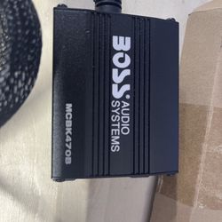 BOSS BLUETOOTH AMP FOR MOTORCYCLE, BOAT, GOLF CART
