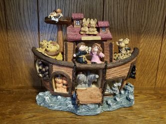 NOAH'S ARK Decorative Figurines