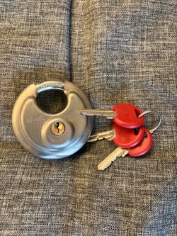 Storage Locker with Three Keys