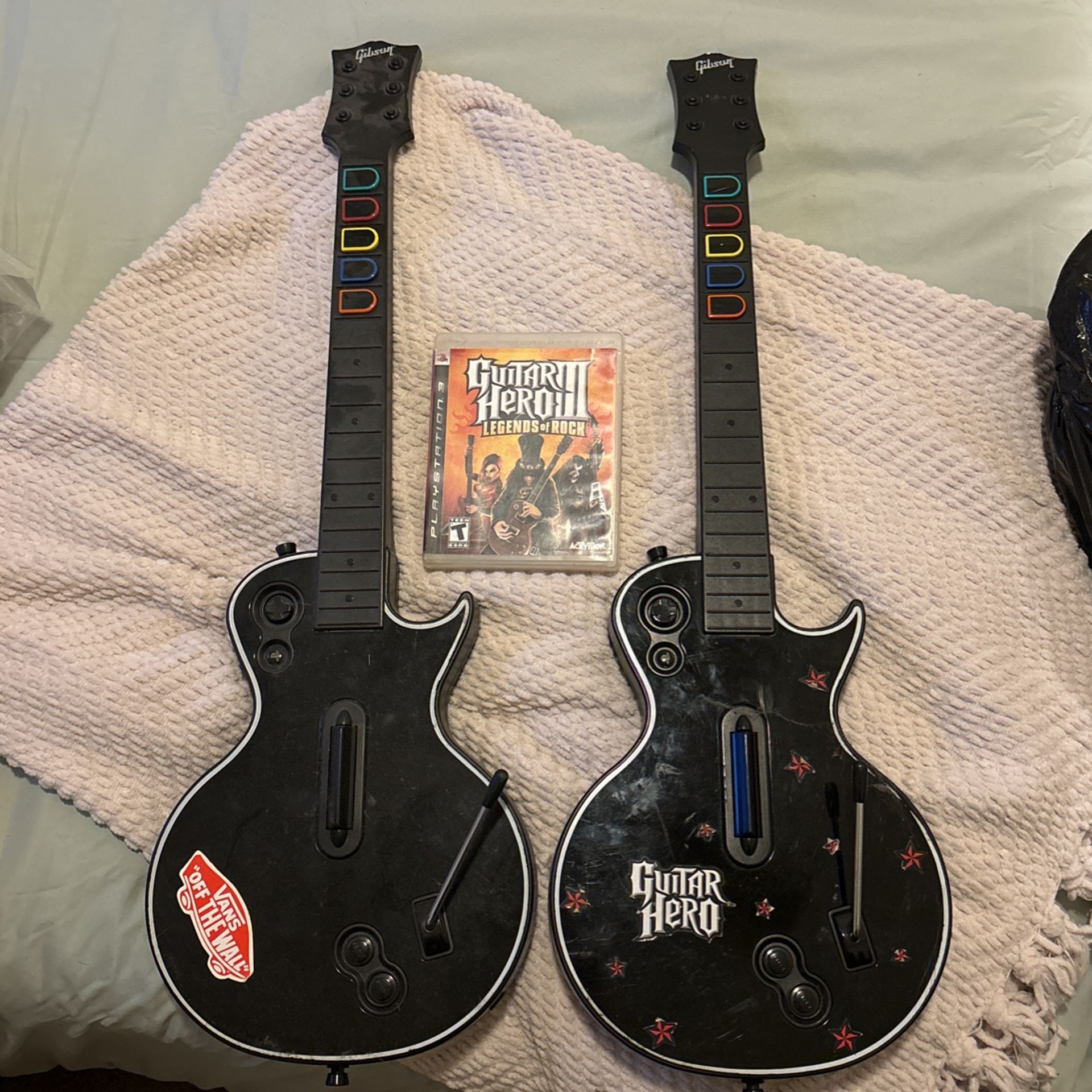 Guitar Hero PS3 (Disc & Guitars)