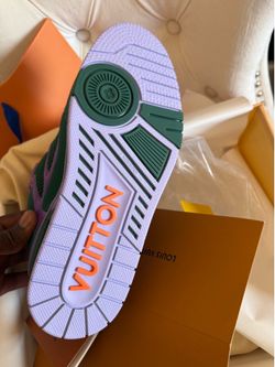 Sneakers size 7 men US brand new $300