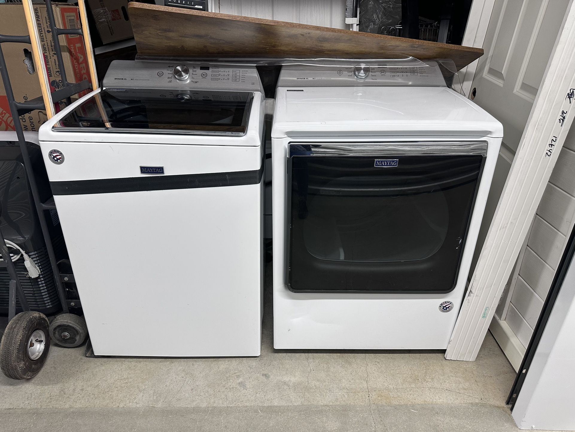 Maytag Washer & Electric Dryer Set