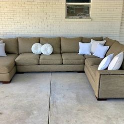 Gorgeous Sofa 