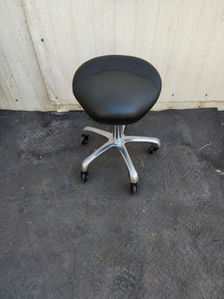 Saddle Stool