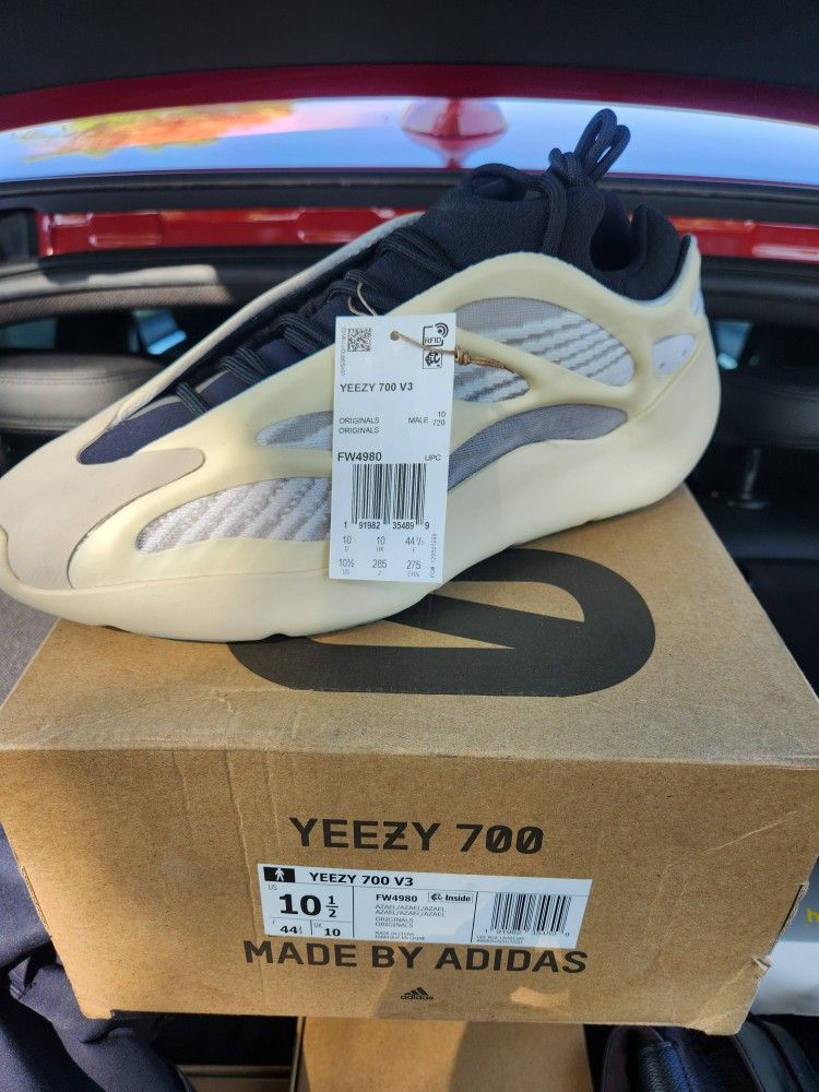 adidas gazelle silver green womens adidas FW4980 Yeezy 700 V3 Azael Mens Lifestyle Shoe