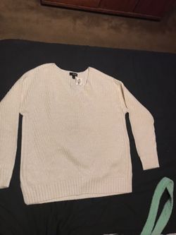 A.N.A. ( A new approach)Off White Sweater