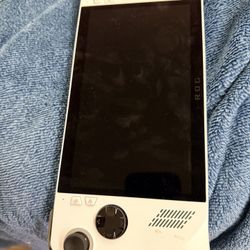 ROG Ally 7" 120Hz FHD 1080p Gaming Handheld - AMD Ryzen Z1 Extreme Processor - 512GB 