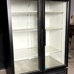 Reflective Glass Door Merchandiser Refrigerator