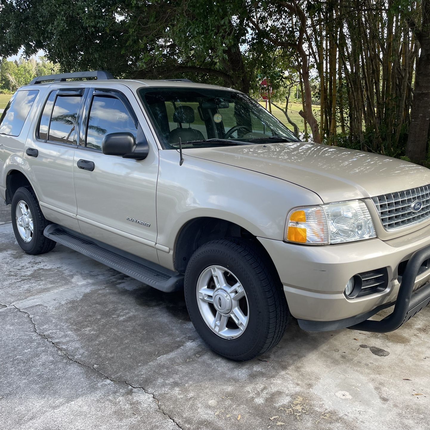 2005 Ford Explorer