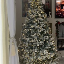 9ft  Flocked Pre Lit Christmas Tree 