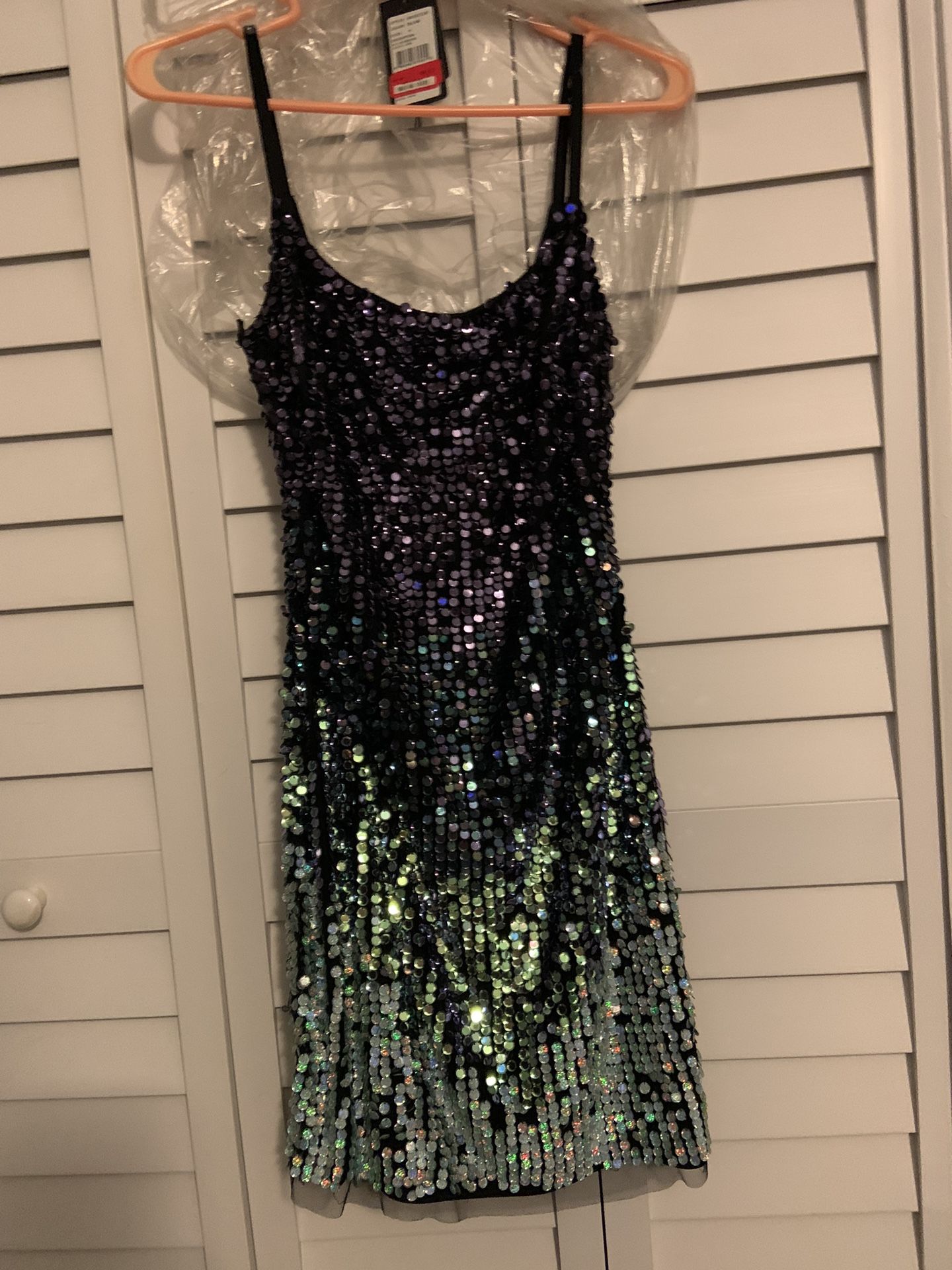 Designer Cocktail Dress Adriana Papell Sequin Pallets Short dress Size 4