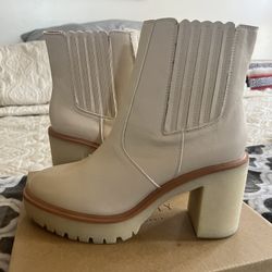 New Buckle Boots 