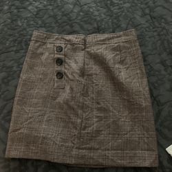 Size 6: Neutral Colored Plaid Skirt 