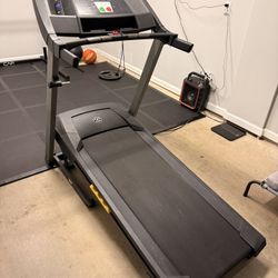 Gold’s Gym Treadmill