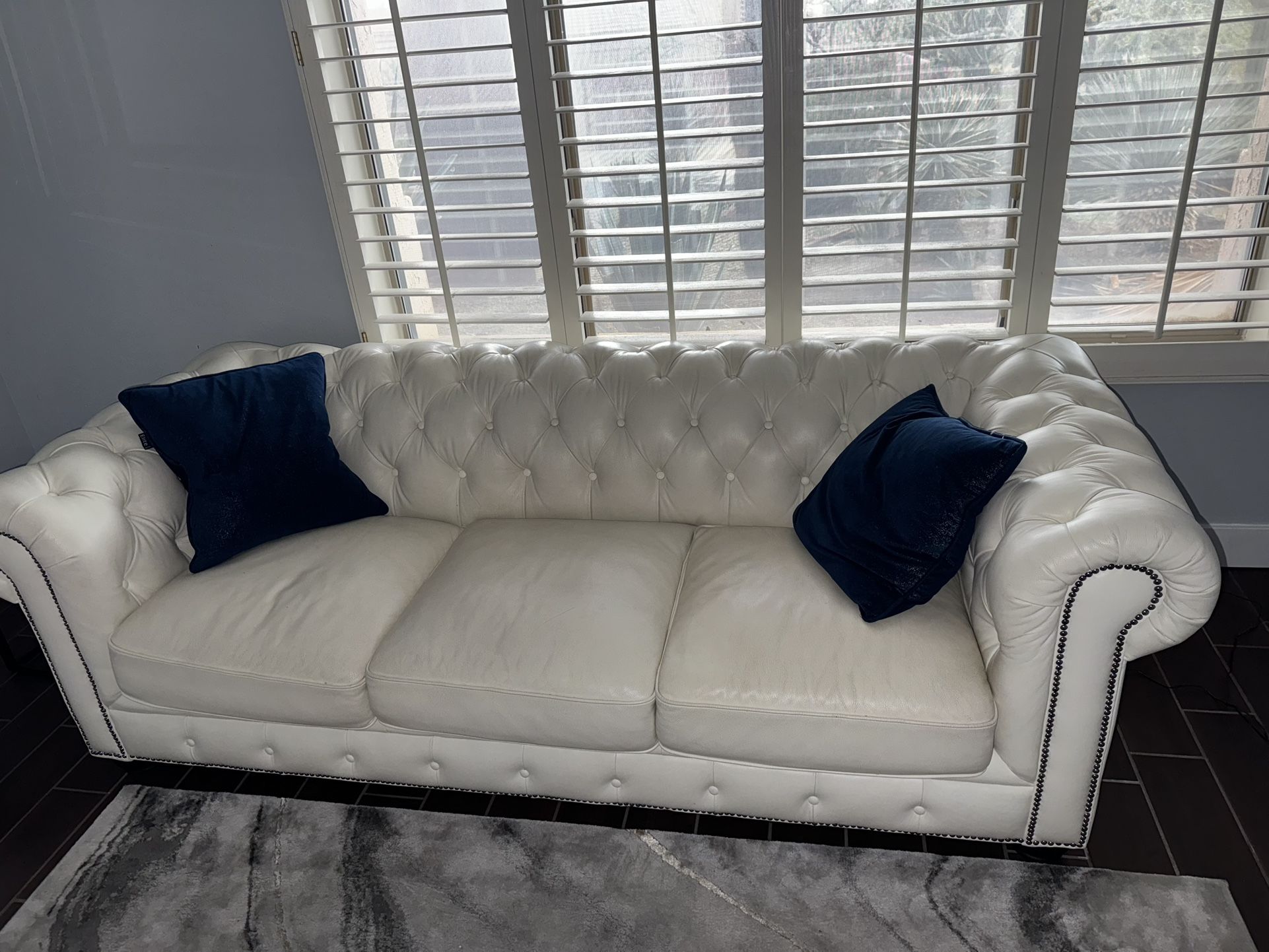 White Leather Couch 2 Pieces 