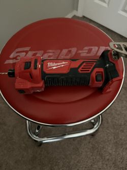 Milwaukee Router Very Good Condition 