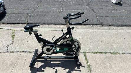 Marcy Club Trainer Bike