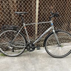 Giant Escape XL City hybrid with removable rear rack - great all-round bike - READ description
