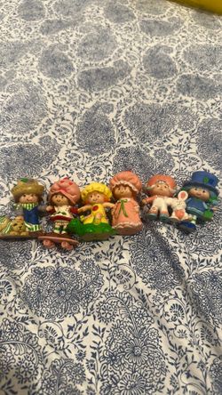 1980s strawberryland strawberry shortcake figures