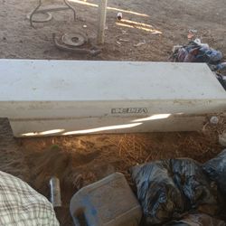 Delta, Truck Tool Box