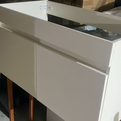 30 In Vanity Wall Mount