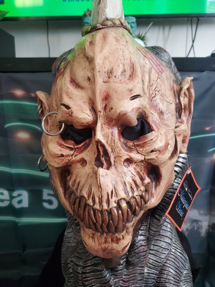 2001 Vintage Mario Chiodo Punk Skull Halloween Oversize Mask New Collegeville Imagineering