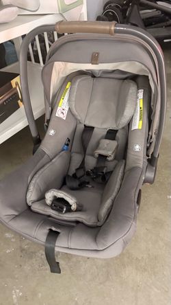 Nuna infant car seat + PIPA base