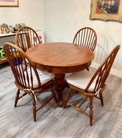 Dining Table & Chairs solid wood and extension leaf