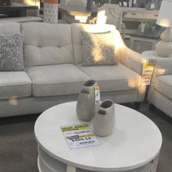 Coffee Table And 2 End Table 