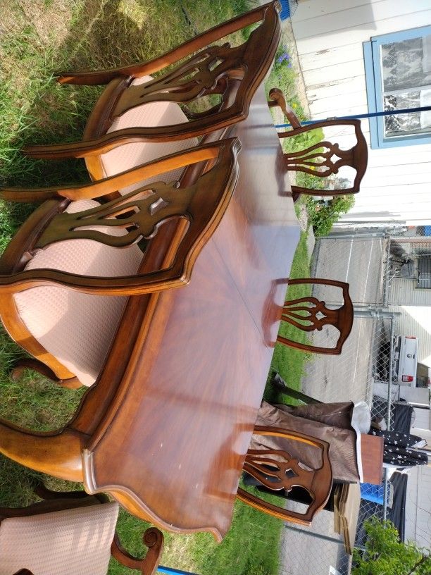 Dinner Table Set