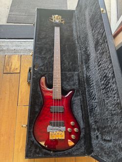 Spector Legend 4 Custom Bass in Black Cherry