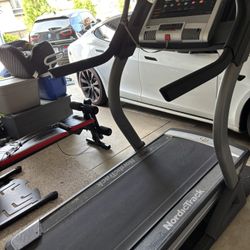 NordicTrack Treadmill Incline Trainer