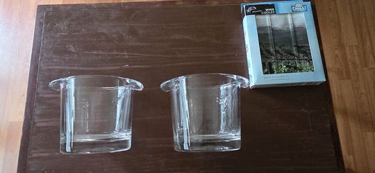 2 Glass Wine Chillers + Vacu Vin Cooler Sleeve 3-Piece Bundle