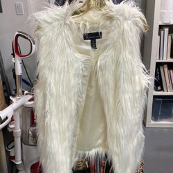 REDUCED Faux  White Fur Vest