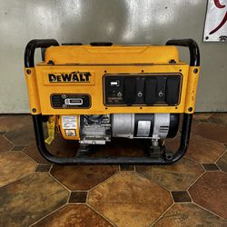 Dewalt DXGNR4000 4000W Portable Gas Generator