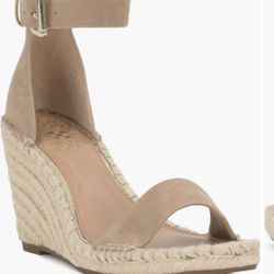 Vince Camuto Wedge Sandal NEW Meddrina