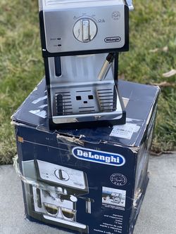 De'Longhi ECP3420 Bar Pump Espresso and Cappuccino Machine, 15", Black