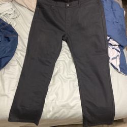 541 Levis Size W42 L 30
