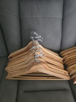 40 Wood hangers