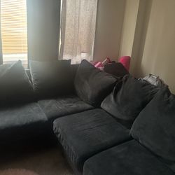 Sectional couch 