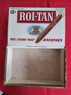 Vintage Roi-Tan Cigar Box