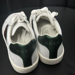 Kids Size 27 Gucci Sneakers 
