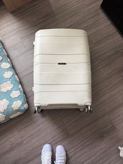 It luggage large hardshell suitcase