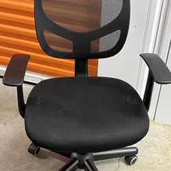 Swivel/adjustable Chair