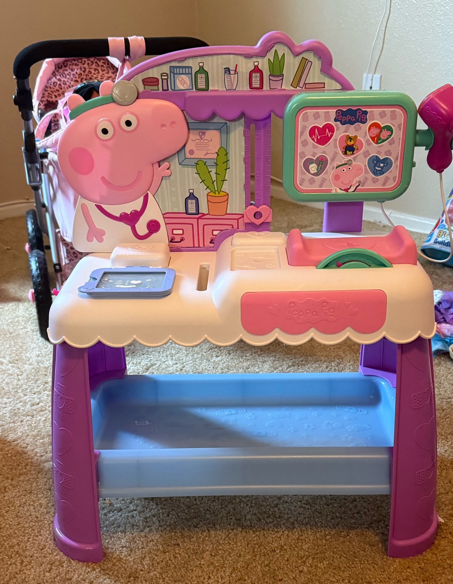 Props Pig Doctor Set