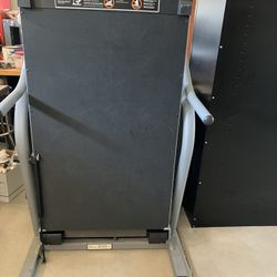 NORDIC TRACK SUMMIT 4500 treadmill