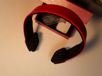 Wireless Bluetooth headset